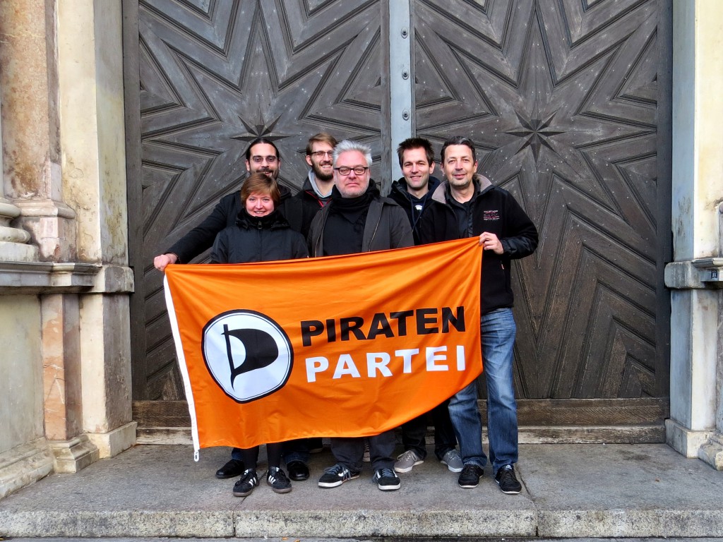 piratenpartei-6kandidaten-fahne